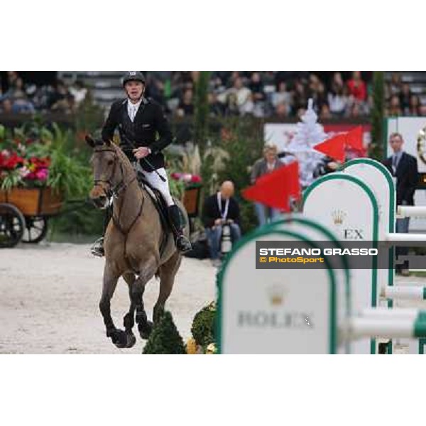Roger Yves Bost on Castle Forbes Myrtille Paulois Grand Prix Rolex Rolex Fei World Cup Geneve,9th dec.2012 ph.IJRC/StefanoGrasso