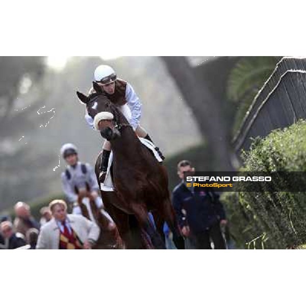 Cristian Demuro on Bacchelli Rome - Capannelle racecourse,23rd dec.2012 ph.Stefano Grasso