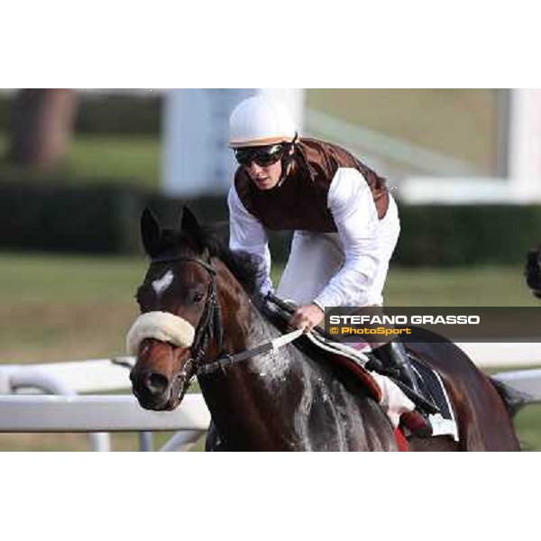 Premio Unire - Racing - Cristian Demuro on Bacchelli leads the group Rome - Capannelle racecourse,23rd dec.2012 ph.Stefano Grasso