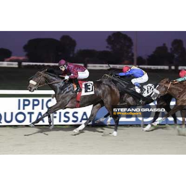 Cristiano Di Stasio on Onlyyouknowme wins the Premio Guido Ruffo della Scaletta Rome - Capannelle racecourse,23rd dec.2012 ph.Stefano Grasso