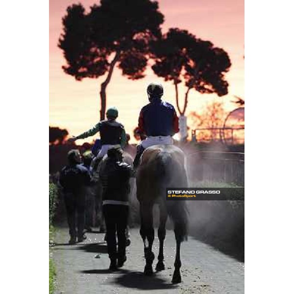 The horses and jockeys of the Premio Unire return home after the race Rome - Capannelle racecourse,23rd dec.2012 ph.Stefano Grasso