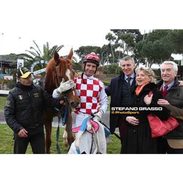 Raffaele Romano, Paolo Favero,Serica and his owners winners of the Premio Criterium D\'Inverno Rome, Capannelle racecourse, 12th january 2013 ph.Stefano Grasso