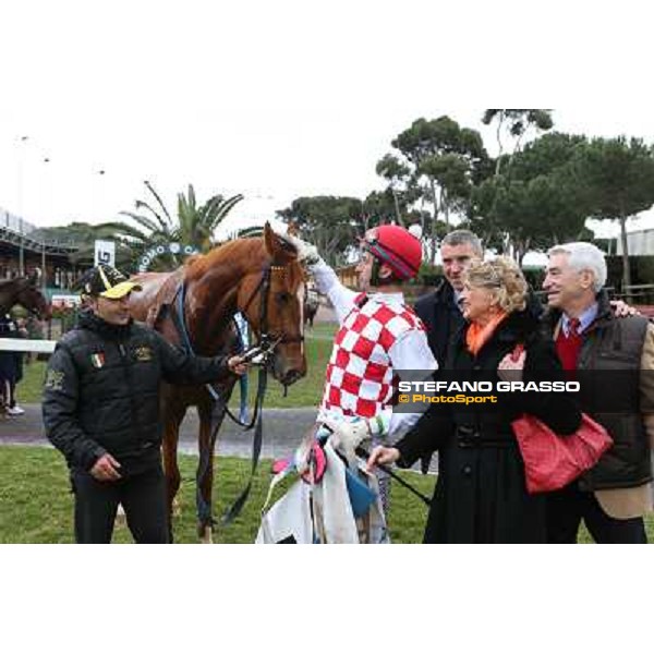 Raffaele Romano, Paolo Favero,Serica and his owners winners of the Premio Criterium D\'Inverno Rome, Capannelle racecourse, 12th january 2013 ph.Stefano Grasso