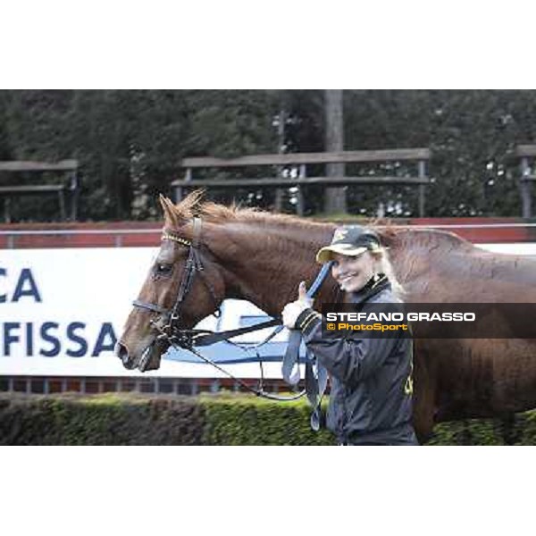 Cross Fade parades with his groom after winning the 65° Gran Corsa di Siepi di Roma Rome, Capannelle racecourse, 19th january 2013 ph.Stefano Grasso