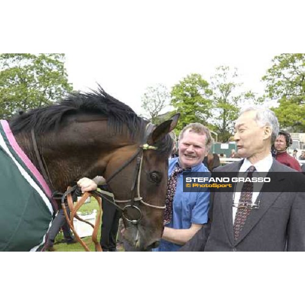 Mr. Gary Tanaka with Rakti, winner of the Juddmonte Lockinge Stakes Newbury 14th may 2005 ph. Stefano Grasso
