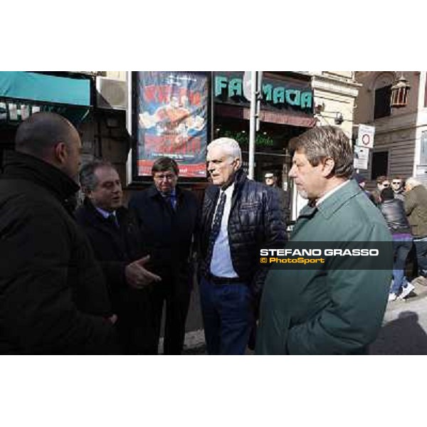 Manifestazione delle Categorie Ippiche davanti al Ministero dell\'Economia e delle Finanze Roma, 1 febbraio 2013 ph.Stefano Grasso