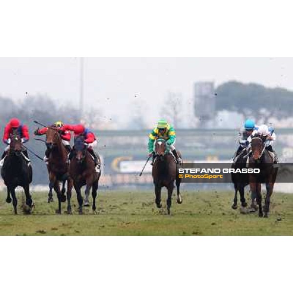 Noble Hachy, Fabio Branca up, wins the Premio Matahawk Rome, Capannelle racecourse, 1st march 2012 ph.Stefano Grasso