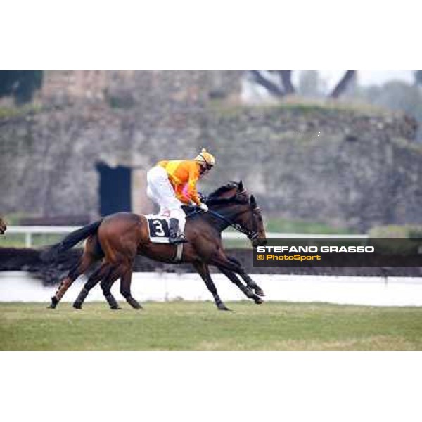 Raffaele Romano on Lo Zoccolo Duro Rome, Capannelle racecourse, 1st march 2013 ph.Stefano Grasso