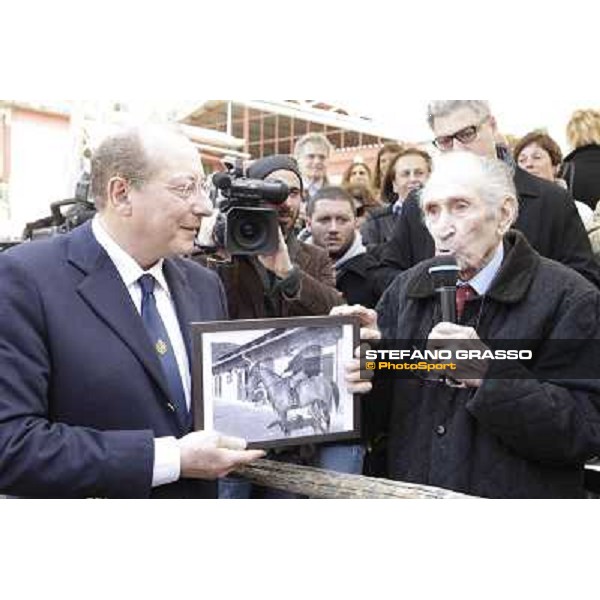 I festeggiamenti in onore del Generale Piero D\'Inzeo per i suoi 90 anni presso la Società Ippica Romana. Roma, 10 marzo 2013 ph.Stefano Grasso
