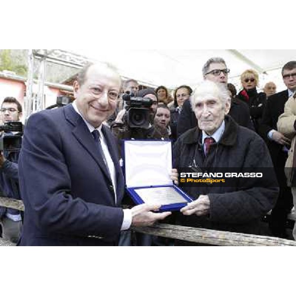 I festeggiamenti in onore del Generale Piero D\'Inzeo per i suoi 90 anni presso la Società Ippica Romana. Roma, 10 marzo 2013 ph.Stefano Grasso