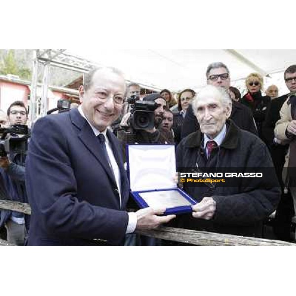 I festeggiamenti in onore del Generale Piero D\'Inzeo per i suoi 90 anni presso la Società Ippica Romana. Roma, 10 marzo 2013 ph.Stefano Grasso