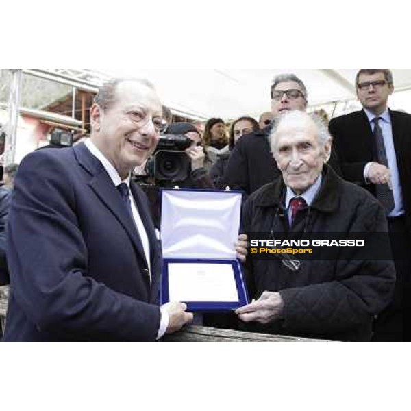 I festeggiamenti in onore del Generale Piero D\'Inzeo per i suoi 90 anni presso la Società Ippica Romana. Roma, 10 marzo 2013 ph.Stefano Grasso