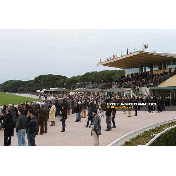 The crowd at the 123° Premio Pisa Pisa, San Rossore racecourse,24th march 2013 ph.Stefano Grasso
