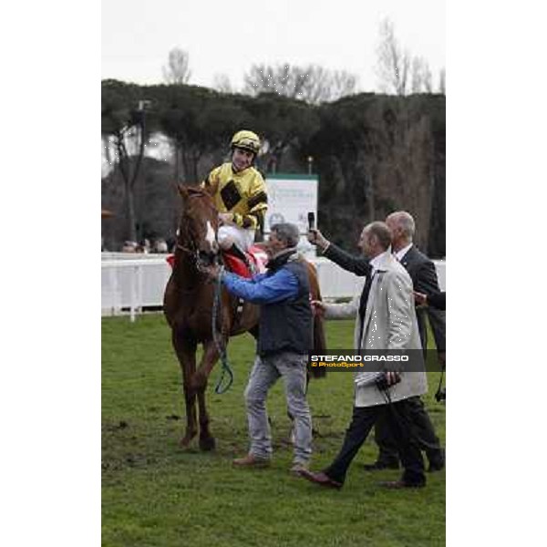 Gianluca with Gabriele Bietolini on Gordol du Mes celebrates after winning the 123° Premio Pisa Pisa, San Rossore racecourse,24th march 2013 ph.Stefano Grasso