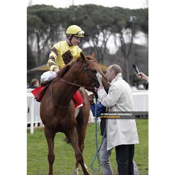 Gianluca with Gabriele Bietolini on Gordol du Mes celebrates after winning the 123° Premio Pisa Pisa, San Rossore racecourse,24th march 2013 ph.Stefano Grasso