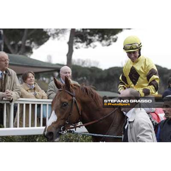 Gianluca with Gabriele Bietolini on Gordol du Mes celebrates after winning the 123° Premio Pisa Pisa, San Rossore racecourse,24th march 2013 ph.Stefano Grasso