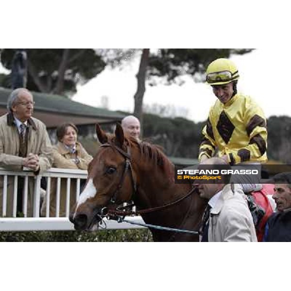 Gianluca with Gabriele Bietolini on Gordol du Mes celebrates after winning the 123° Premio Pisa Pisa, San Rossore racecourse,24th march 2013 ph.Stefano Grasso