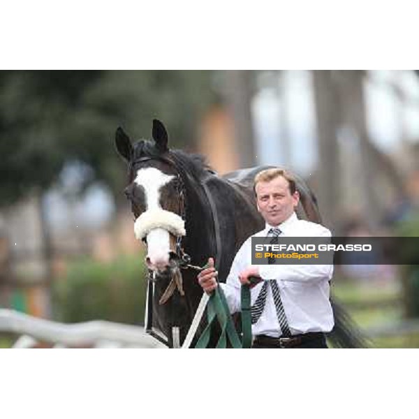 Vedelago and his groom after winning the Premio Gentlewave Rome - Capannelle racecourse,1st april 2013 ph.Stefano Grasso