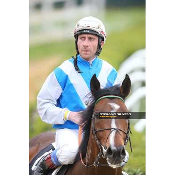 Jockeys return home after the race - Maurizio Pasquale on Eric The Fighter winner Rome - Capannelle racecourse,1st april 2013 ph.Stefano Grasso