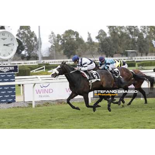 Vedelago and Mario Esposito win the Premio Gentlewave Rome - Capannelle racecourse,1st april 2013 ph.Stefano Grasso