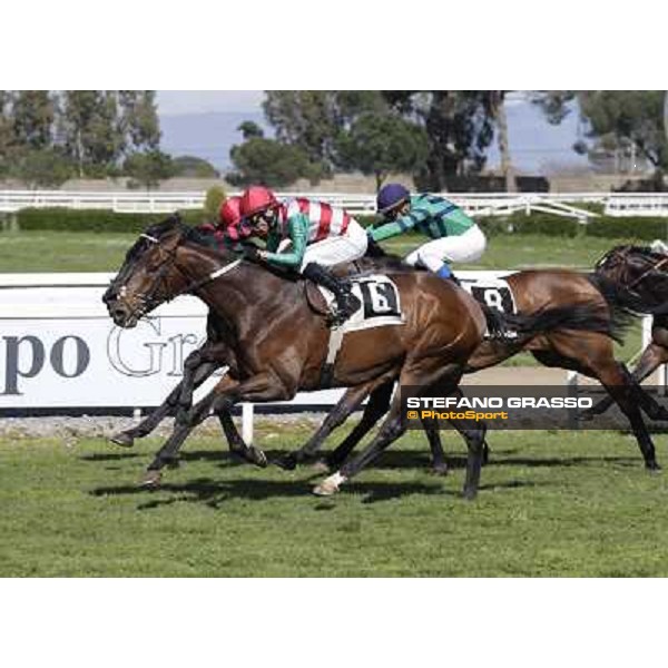 Mario Esposito on Pattaya wins the Premio Circo Massimo Rome - Capannelle racecourse,7th april 2013 ph.Stefano Grasso