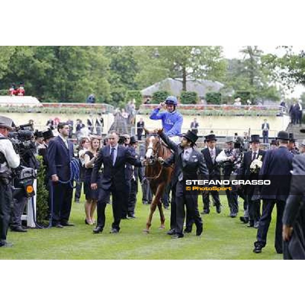 Kevin Manning and Dawn Approach win the St.James\'s Palace Stakes Ascot - Royal Ascot,18th june 2013 ph.Stefano Grasso