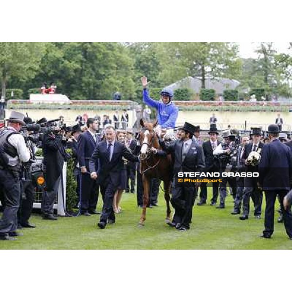 Kevin Manning and Dawn Approach win the St.James\'s Palace Stakes Ascot - Royal Ascot,18th june 2013 ph.Stefano Grasso