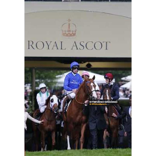 Kevin Manning and Dawn Approach win the St.James\'s Palace Stakes Ascot - Royal Ascot,18th june 2013 ph.Stefano Grasso