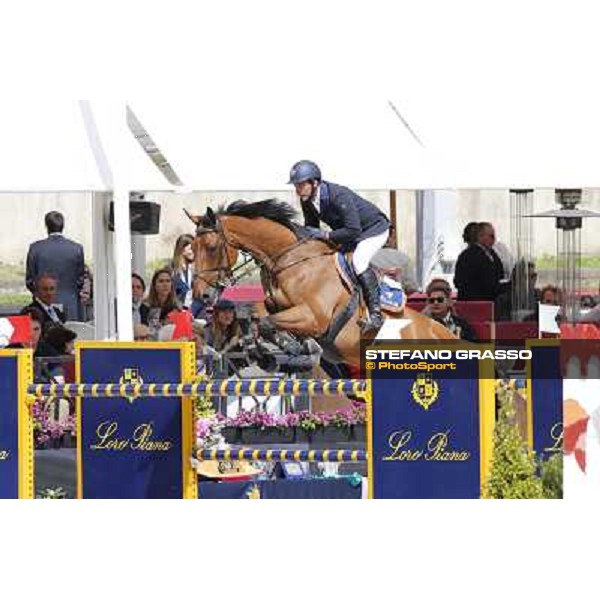 Juan Carlos Garcia on Prince de la Mare Premio Roma - Loro Piana 2013 Piazza di Siena 2013 ph.Stefano Grasso
