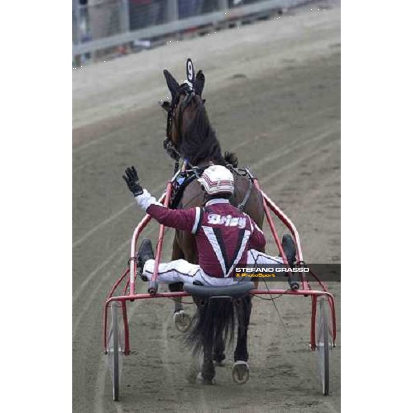 Lutfi Kolgijini with King Cobra, winner of GB-loppet - final Stockholm-Solvalla 28th may 2005 ph. Stefano Grasso