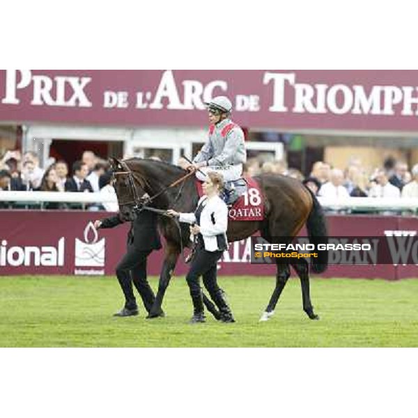 Thierry Jarnet and Treve win the Qatar Prix de l\'Arc de Triomphe Paris,Longchamp racecourse,6th oct,2013 ph.Stefano Grasso