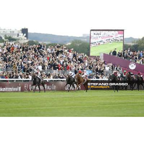 Thierry Jarnet and Treve win the Qatar Prix de l\'Arc de Triomphe Paris,Longchamp racecourse,6th oct,2013 ph.Stefano Grasso