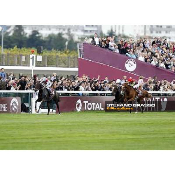 Thierry Jarnet and Treve win the Qatar Prix de l\'Arc de Triomphe Paris,Longchamp racecourse,6th oct,2013 ph.Stefano Grasso