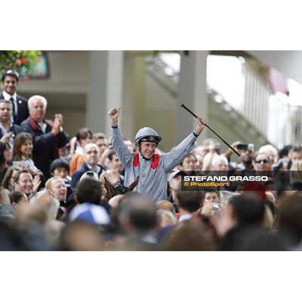 Thierry Jarnet and Treve win the Qatar Prix de l\'Arc de Triomphe Paris,Longchamp racecourse,6th oct,2013 ph.Stefano Grasso