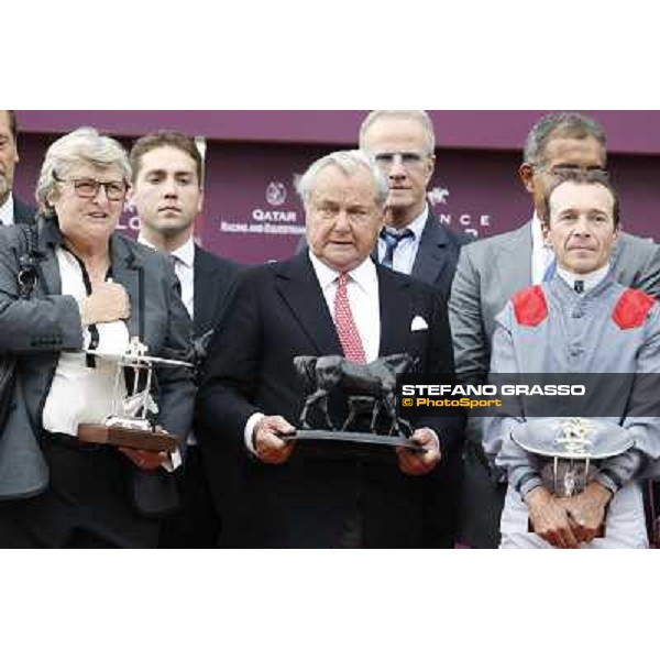 Thierry Jarnet and Treve win the Qatar Prix de l\'Arc de Triomphe Paris,Longchamp racecourse,6th oct,2013 ph.Stefano Grasso
