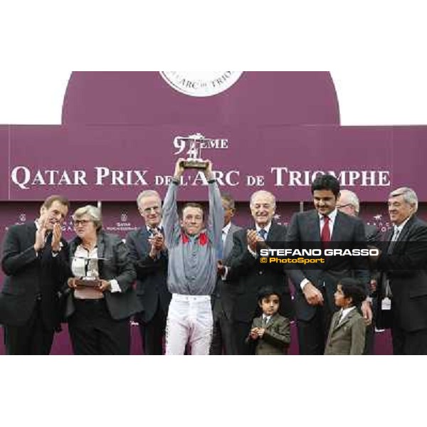 Thierry Jarnet and Treve win the Qatar Prix de l\'Arc de Triomphe Paris,Longchamp racecourse,6th oct,2013 ph.Stefano Grasso
