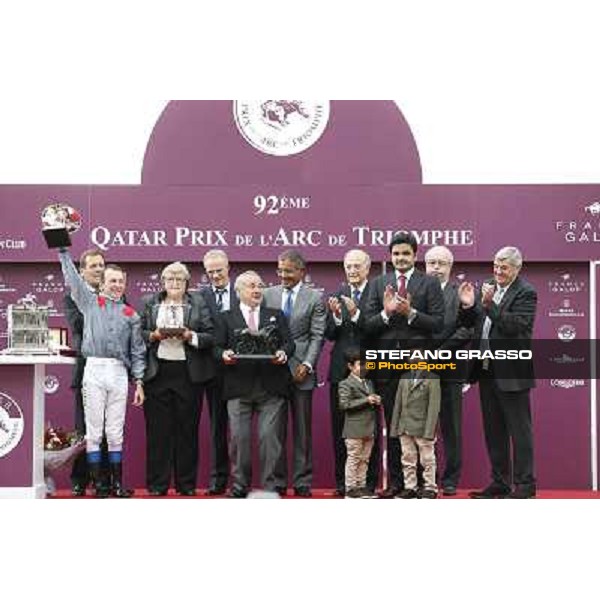 Thierry Jarnet and Treve win the Qatar Prix de l\'Arc de Triomphe Paris,Longchamp racecourse,6th oct,2013 ph.Stefano Grasso