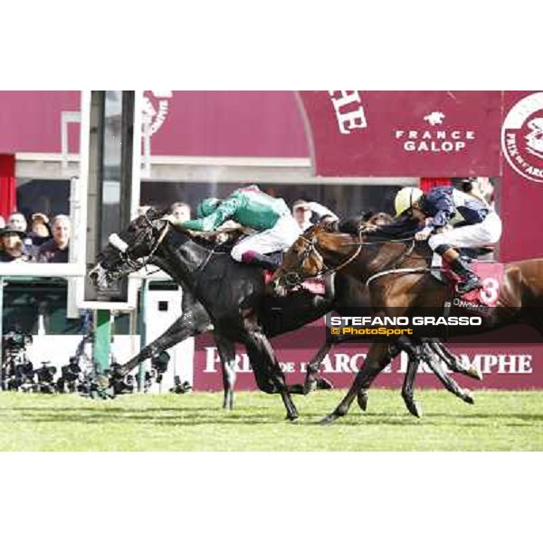 Christophe Soumillon with Dalkala wins the Prix de l\'Opera Longines Paris,Longchamp racecourse,6th oct.2013 ph.Stefano Grasso