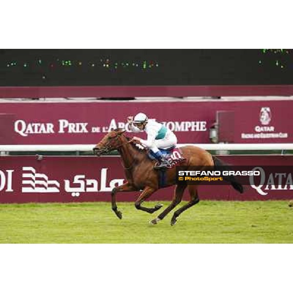 Thierry Jarnet with Moonlight Cloud wins the Qatar Prix de la Foret Paris,Longchamp racecourse,6th oct.2013 ph.Stefano Grasso