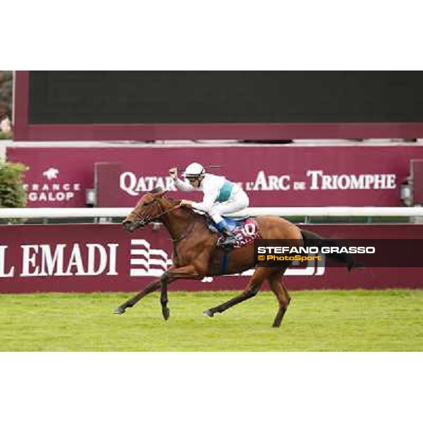 Thierry Jarnet with Moonlight Cloud wins the Qatar Prix de la Foret Paris,Longchamp racecourse,6th oct.2013 ph.Stefano Grasso