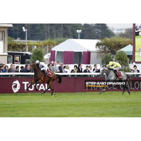 Eduardo Pedroza with Altano wins the Qatar Prix du Cadran Paris,Longchamp racecourse,6th oct.2013 ph.Stefano Grasso