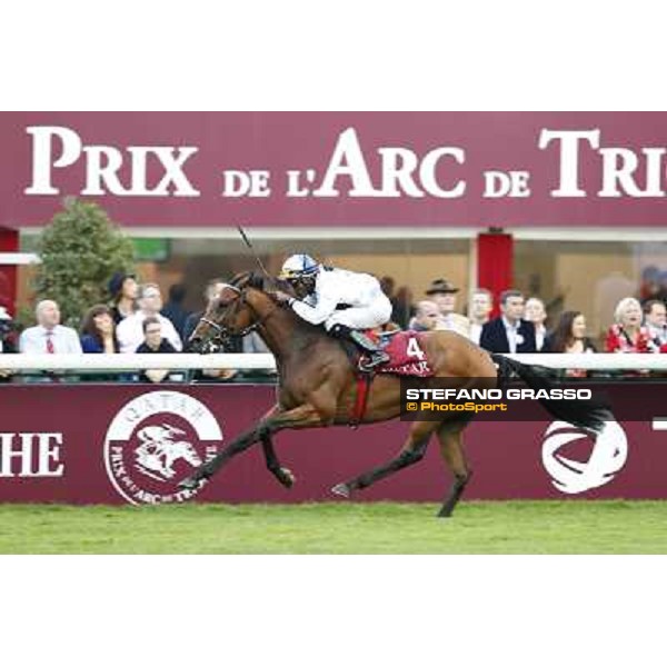 Eduardo Pedroza with Altano wins the Qatar Prix du Cadran Paris,Longchamp racecourse,6th oct.2013 ph.Stefano Grasso