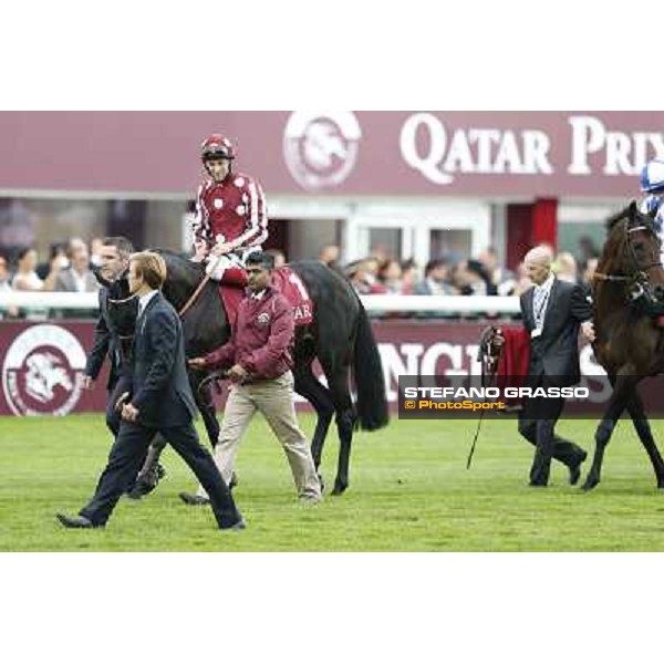 The Parade of the Qatar Prix de l\'Arc de Triomphe Paris,Longchamp racecourse,6th oct,2013 ph.Stefano Grasso
