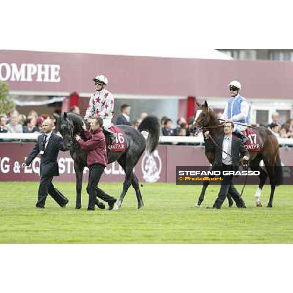 The Parade of the Qatar Prix de l\'Arc de Triomphe Paris,Longchamp racecourse,6th oct,2013 ph.Stefano Grasso