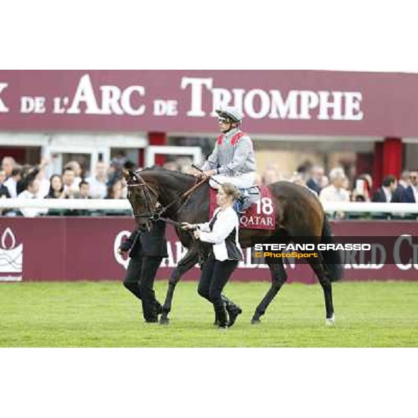 The Parade of the Qatar Prix de l\'Arc de Triomphe - Thierry Jarnet and Treve Paris,Longchamp racecourse,6th oct,2013 ph.Stefano Grasso