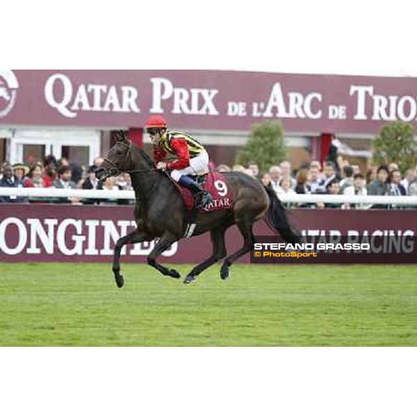 The Parade of the Qatar Prix de l\'Arc de Triomphe Paris,Longchamp racecourse,6th oct,2013 ph.Stefano Grasso