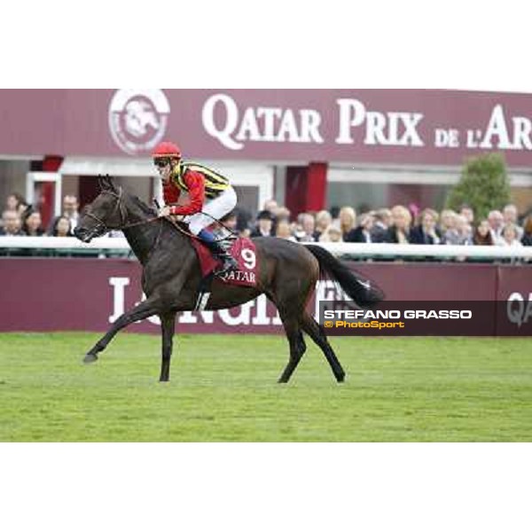 The Parade of the Qatar Prix de l\'Arc de Triomphe Paris,Longchamp racecourse,6th oct,2013 ph.Stefano Grasso