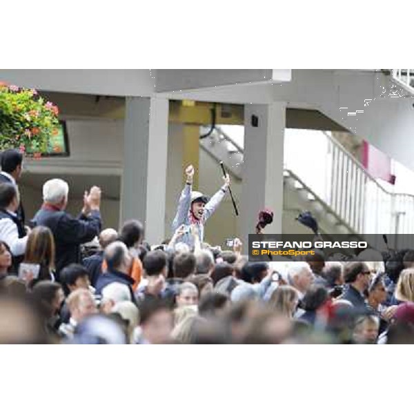 Thierry Jarnet and Treve win the Qatar Prix de l\'Arc de Triomphe Paris,Longchamp racecourse,6th oct,2013 ph.Stefano Grasso
