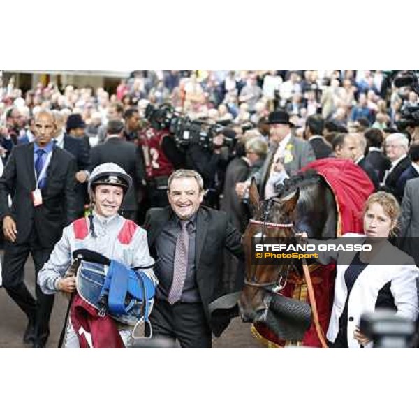 Thierry Jarnet and Treve win the Qatar Prix de l\'Arc de Triomphe Paris,Longchamp racecourse,6th oct,2013 ph.Stefano Grasso
