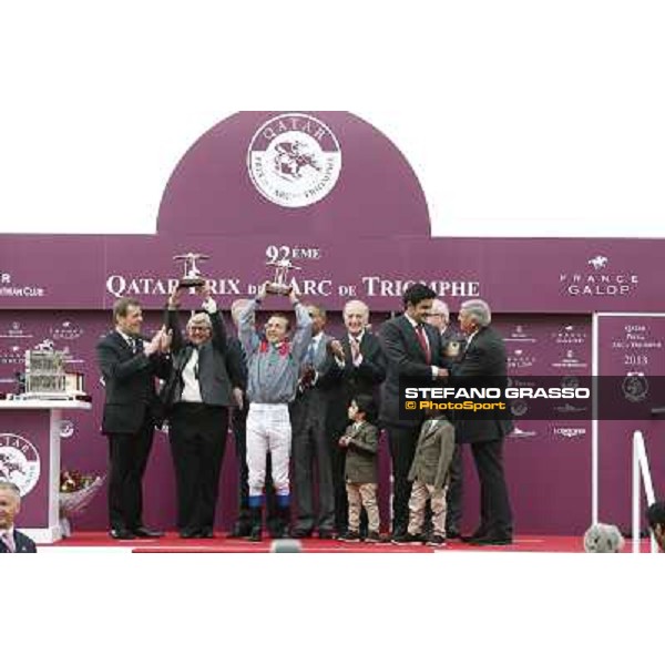 Thierry Jarnet and Treve win the Qatar Prix de l\'Arc de Triomphe Paris,Longchamp racecourse,6th oct,2013 ph.Stefano Grasso